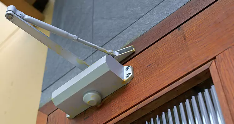 Automatic Door Opener Repair in Four Corners, FL