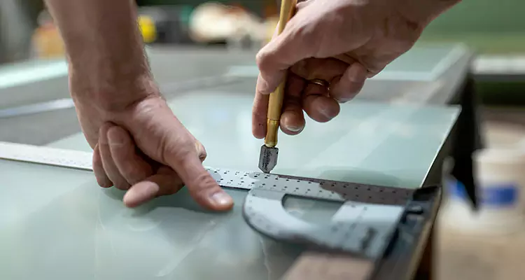 Glass Scratch Repair in Four Corners, FL