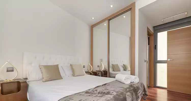 Sliding Wardrobe Door Mirror Replacement in Four Corners, FL